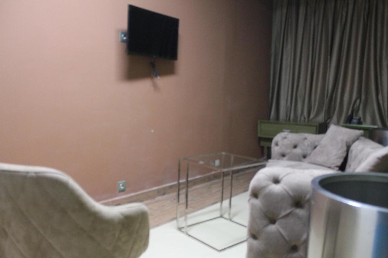 Wakola Hotel Cheikh Anta Dakar Eksteriør bilde